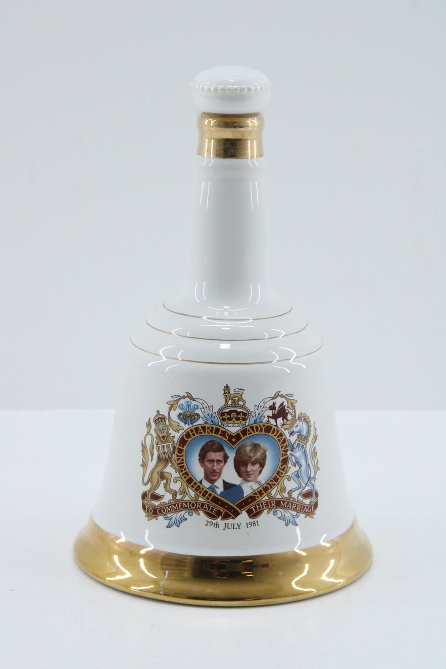 Bell's - Charles & Diana Marriage - Decanter Auction | Highland Whisky ...